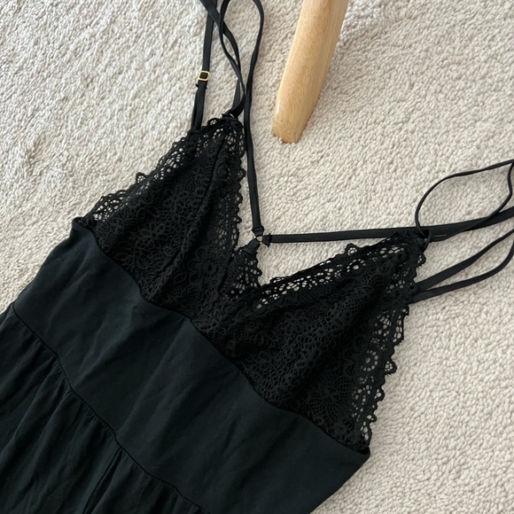 Victoria’s Secret jumpsuit. Size S - Picture 7 of 9